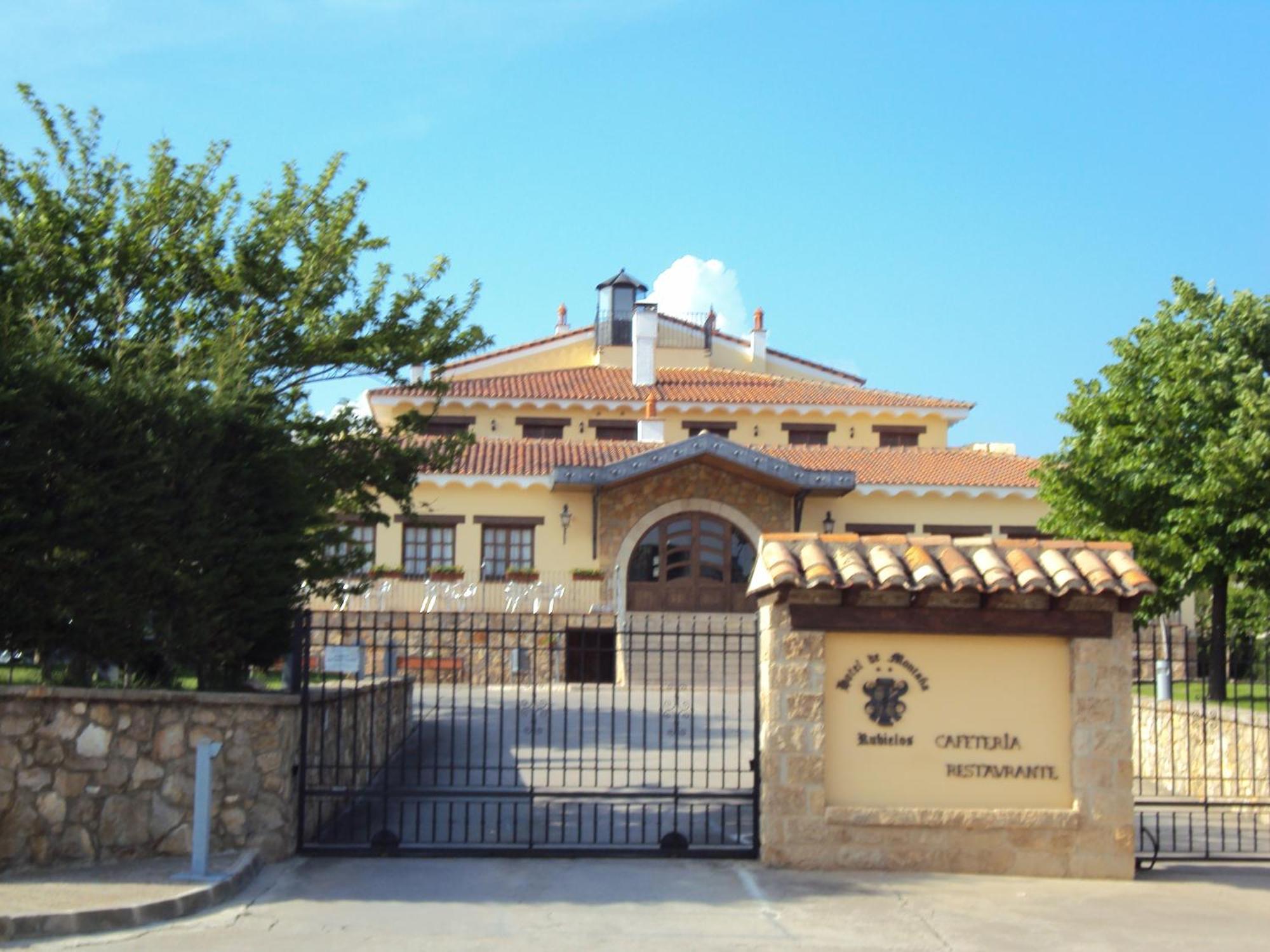 Hotel De Montana Rubielos Rubielos De Mora Bagian luar foto