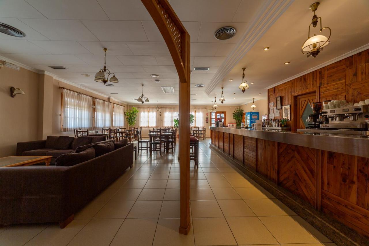 Hotel De Montana Rubielos Rubielos De Mora Bagian luar foto